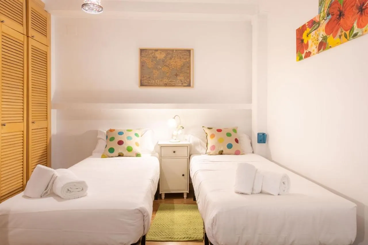 Goles Courtyard With Parking By Valcambre Apartment Seville 0*,  Spain