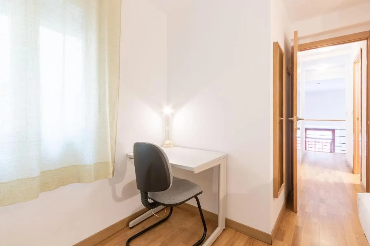 Goles Courtyard With Parking By Valcambre Apartment Seville