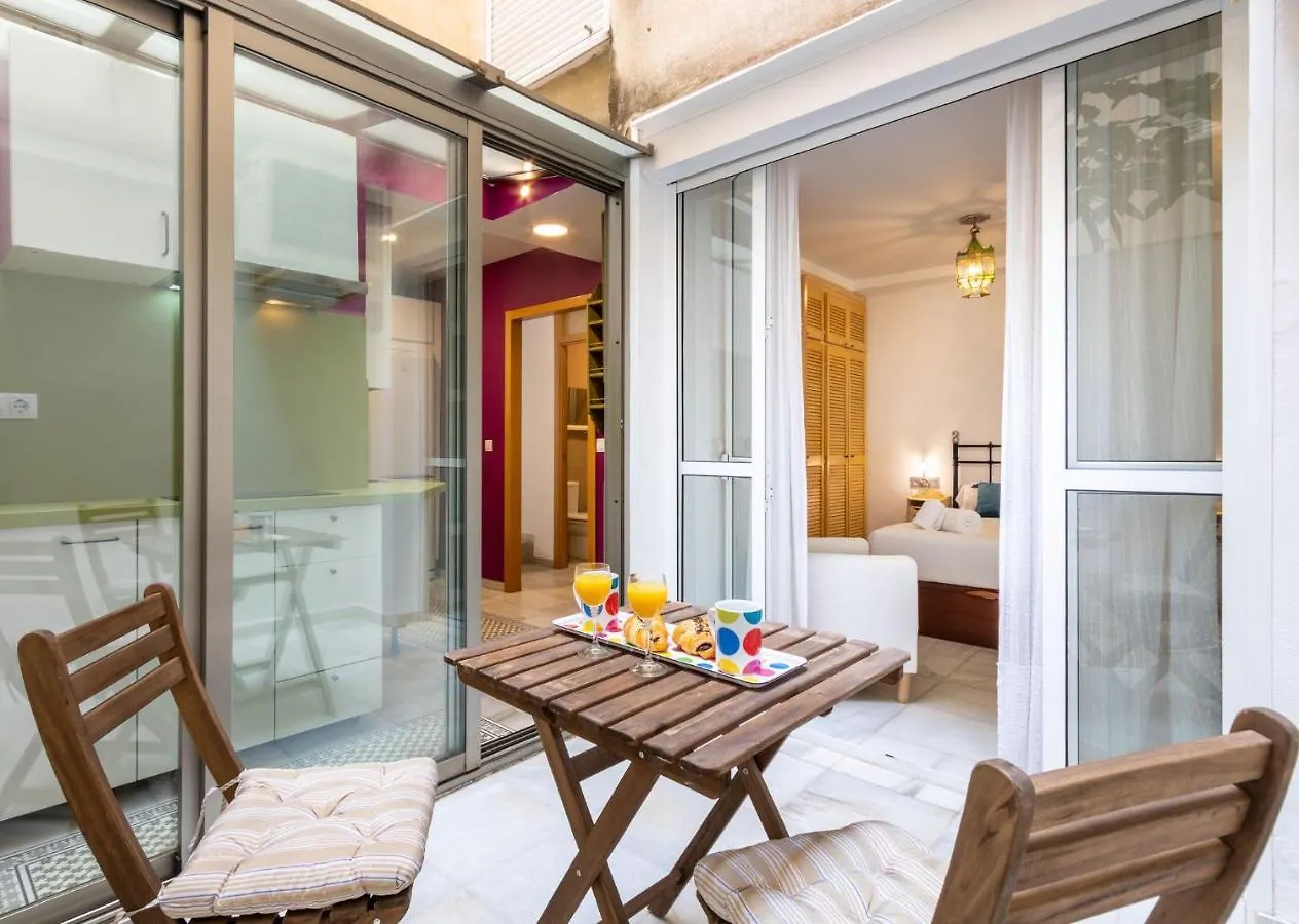 דירות סביליה Goles Courtyard With Parking By Valcambre 0*,